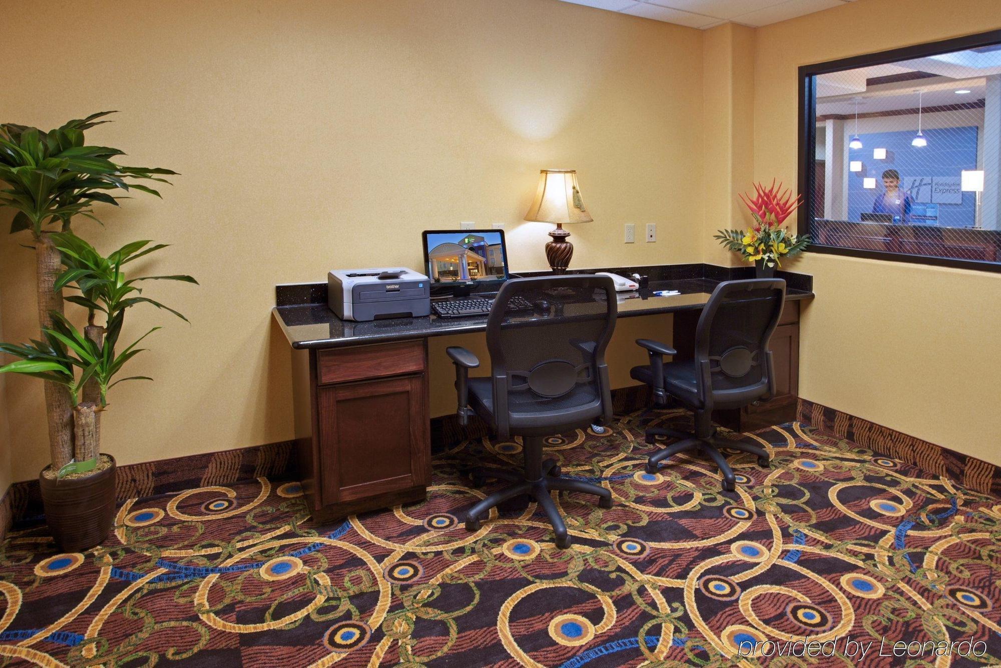 Holiday Inn Express Hotel & Suites Waller By Ihg Extérieur photo