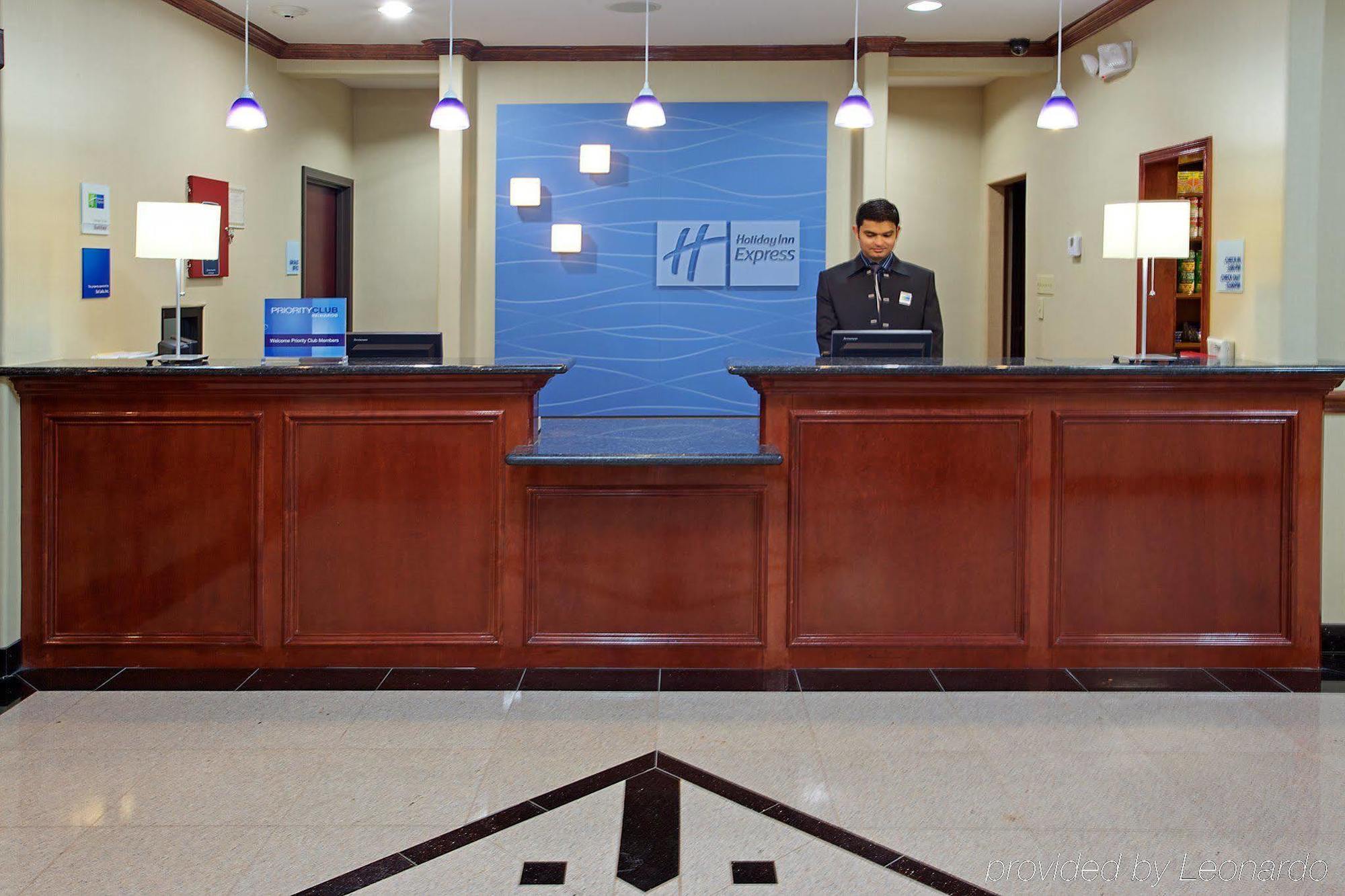 Holiday Inn Express Hotel & Suites Waller By Ihg Extérieur photo