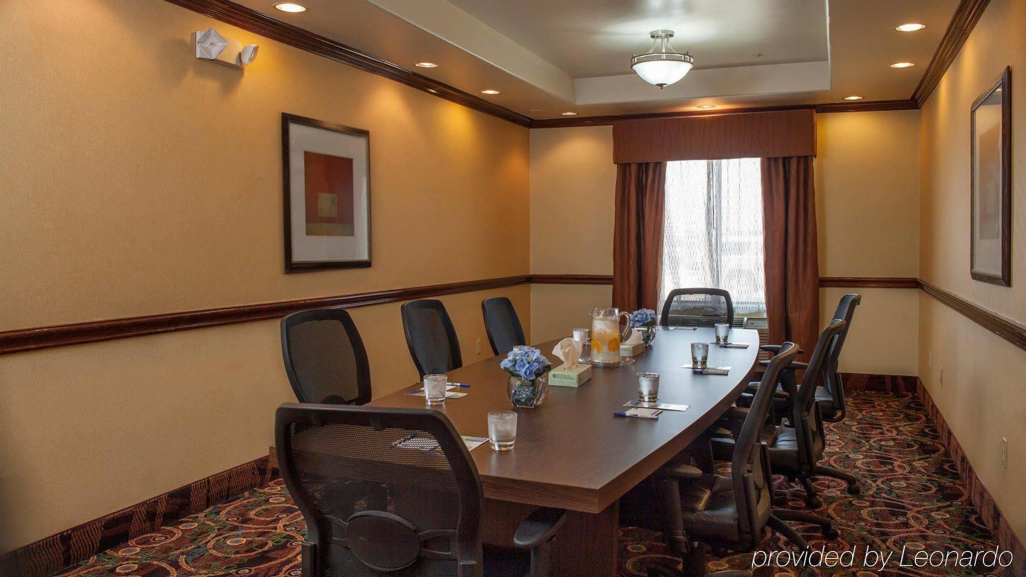Holiday Inn Express Hotel & Suites Waller By Ihg Extérieur photo